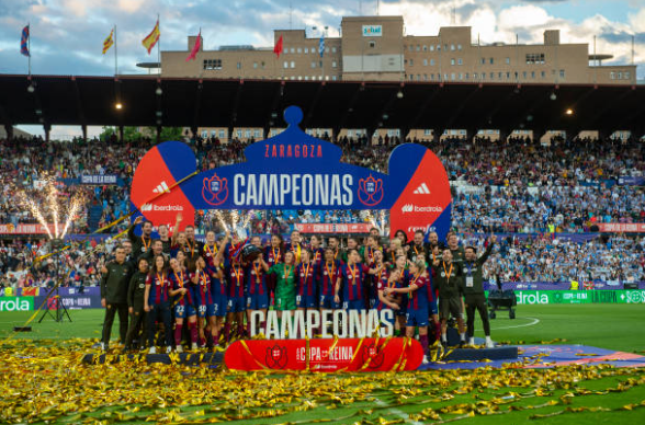 Camponas de Copa de la reina y favoritas este año para alzarse de nuevo con el trofeo
