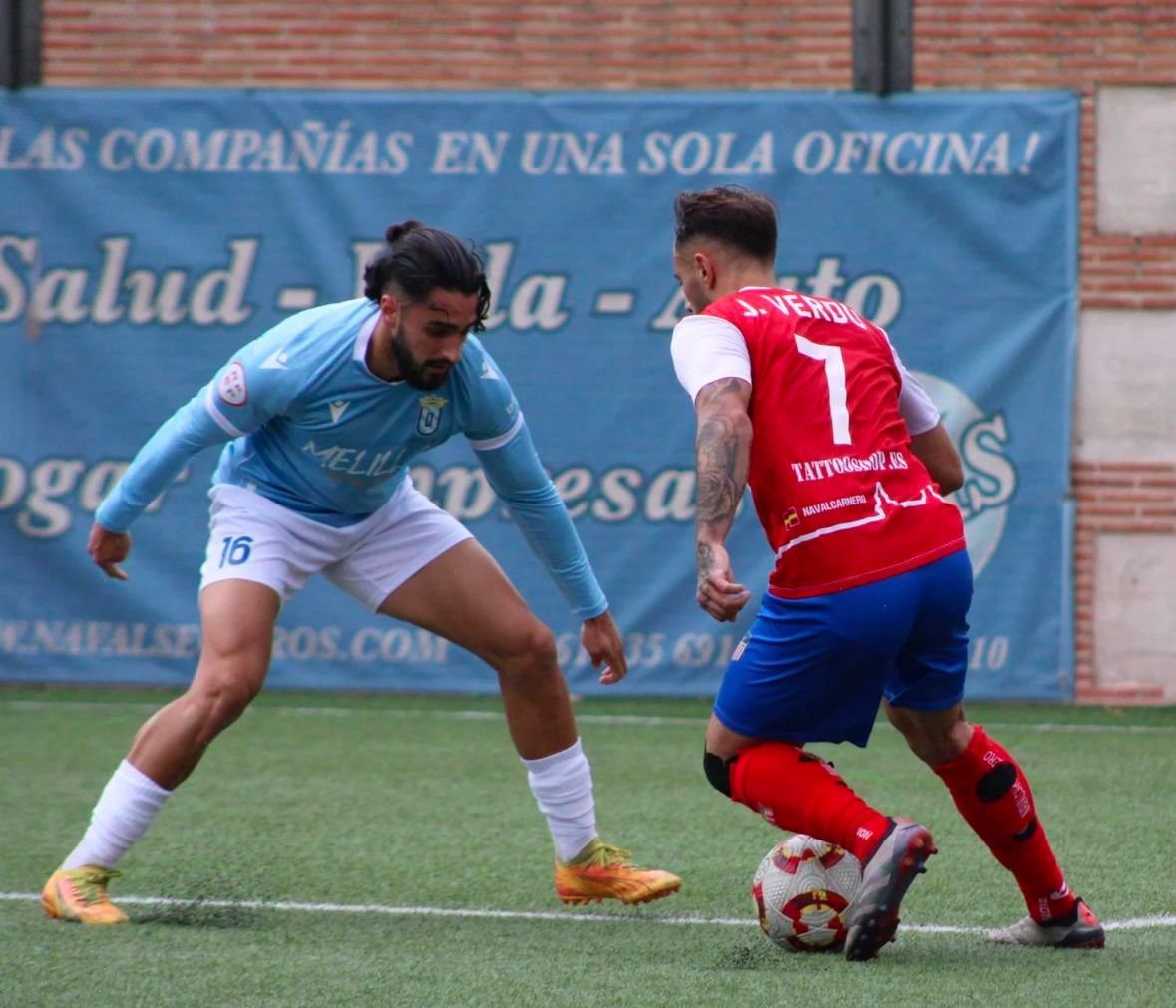 CDA NAVALCARNERO 2-2 UD MELILLA: Equilibrio y lucha en el Mariano González