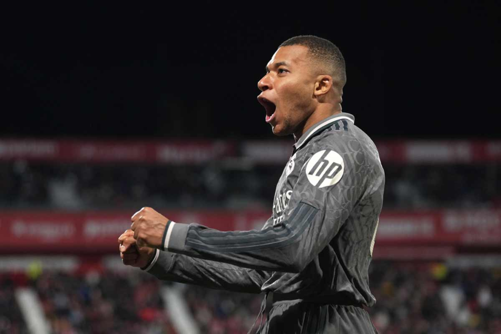 Mbappé con el Real Madrid