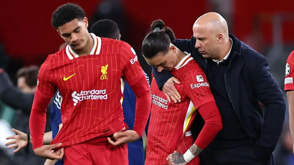 Arne Slot apoya a Darwin Núñez tras la eliminación de Champions League | Fuente: liverpoolfc.com