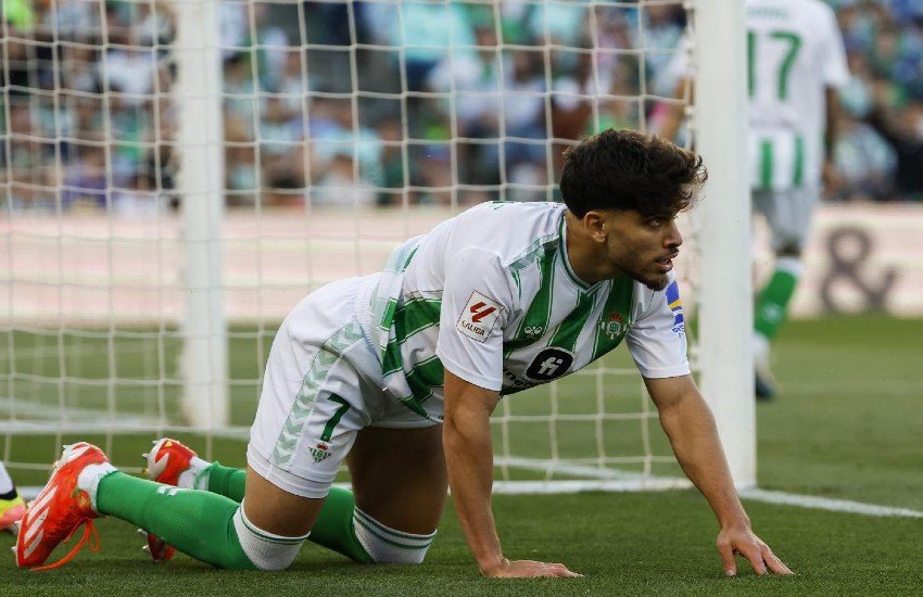 Ez Abde está en el punto de mira con el Real Betis