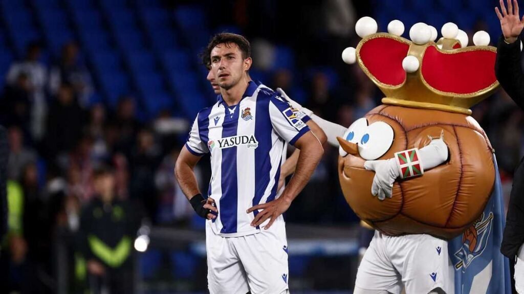 Martín Zubimendi en el final del derbi vasco. Fuente: Realsociedad.eus 