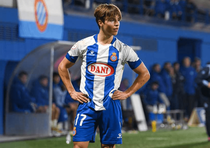 Lluc Castell mejora lejos de los focos